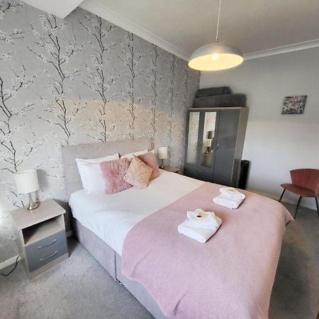 Stylish Apt With Minster Views I Pass The Keys York Exterior foto